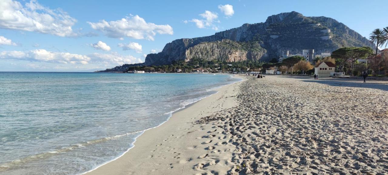 La Sirena Sul Mare Di Mondello Apartment Exterior photo