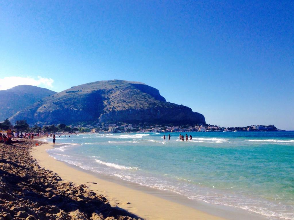 La Sirena Sul Mare Di Mondello Apartment Exterior photo